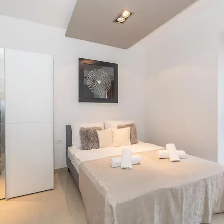 Rony Studio Apartman Split